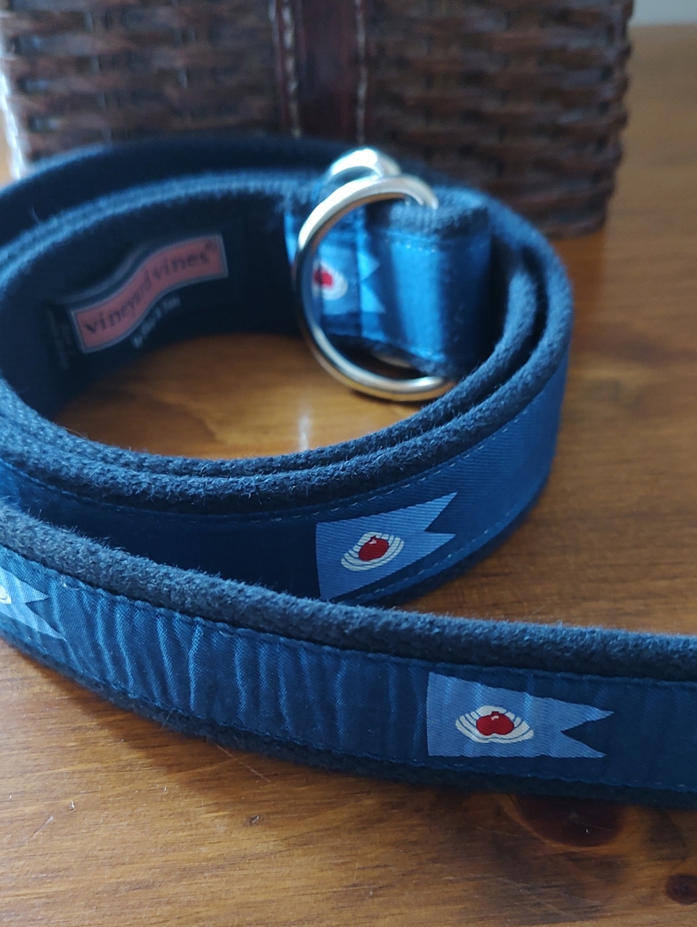 Vineyard Vines Navy Blue Webbing Belt with Nautical Oyster Flag Detail. Large.
